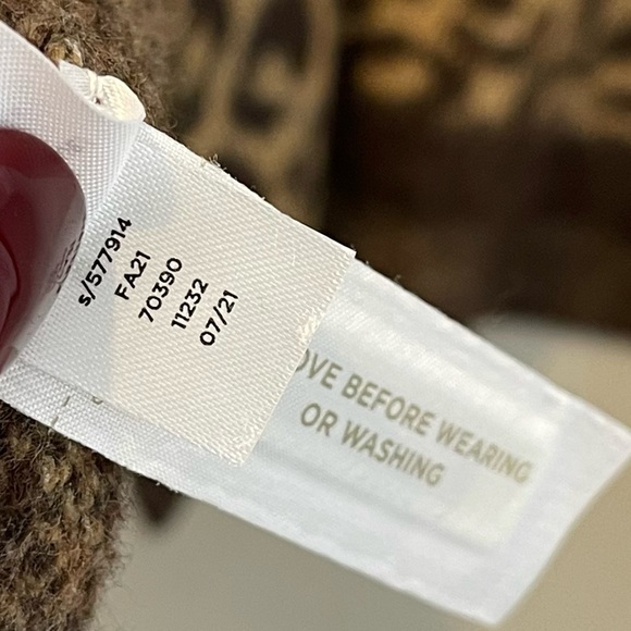 Ann Taylor Leopard Print Wool Blend Poncho in Dominican Sand Size XS / S Brown - Picture 9 of 11